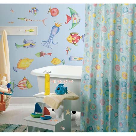 kids-fish-bathroom-decor